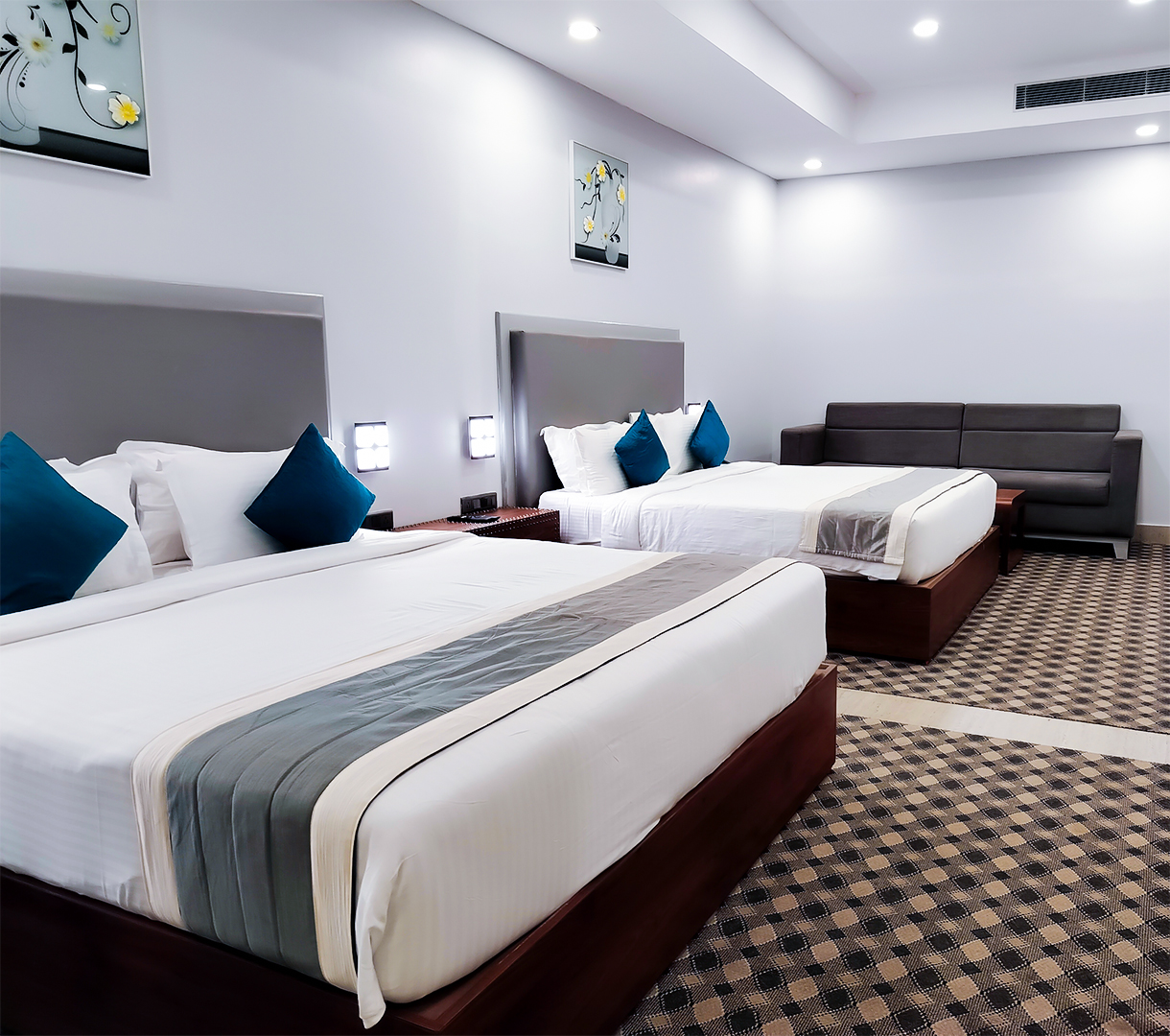 PRIVATE POOL ROOMS.jpg